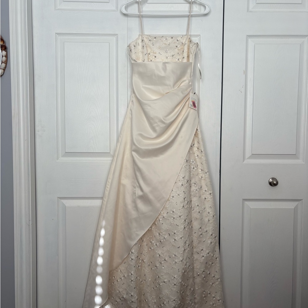 Vintage girly wedding dress